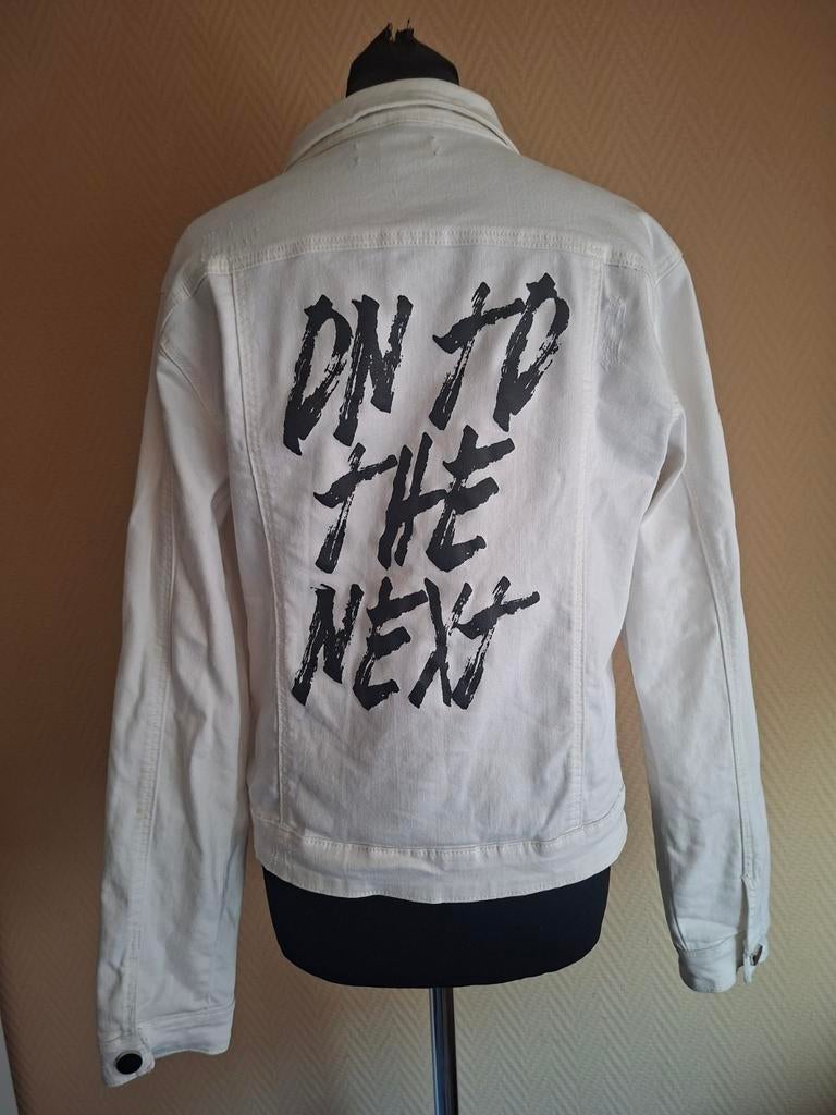 Josh V Wit Spijkerjasje XL met Parels en Tekst, Wit, Maat 46/48 (XL) of groter, Ophalen of Verzenden, Zo goed als nieuw