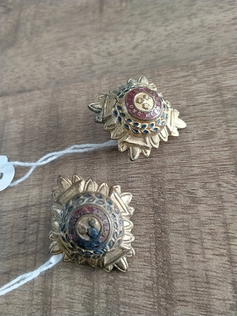WO2 UK officer pips , metaal, Verzenden, Landmacht, Engeland, Embleem of Badge