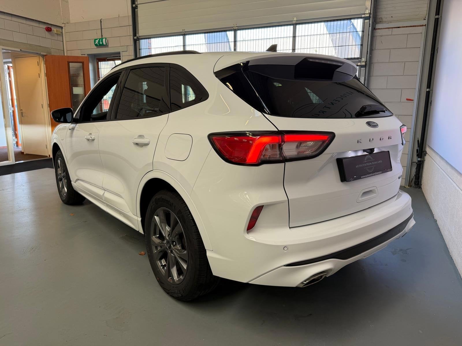 Foto 3 van Ford KUGA 2.5 PHEV ST-Line X Navi, Camera, Carplay, Stoel/St