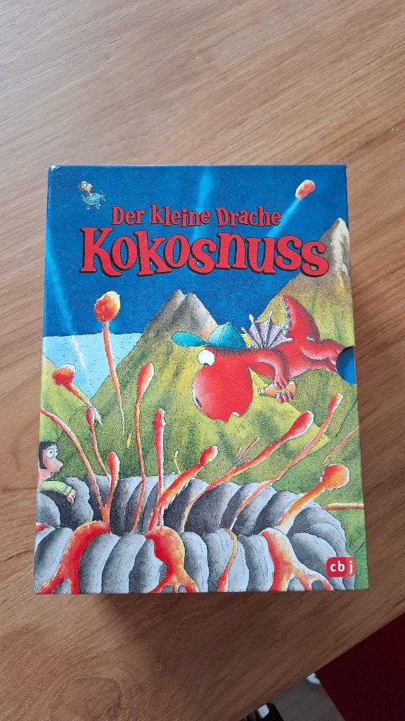Der kleine Drache Kokosnuss, Boeken, Ophalen of Verzenden, Zo goed als nieuw, Ingo Siegner, Fictie algemeen