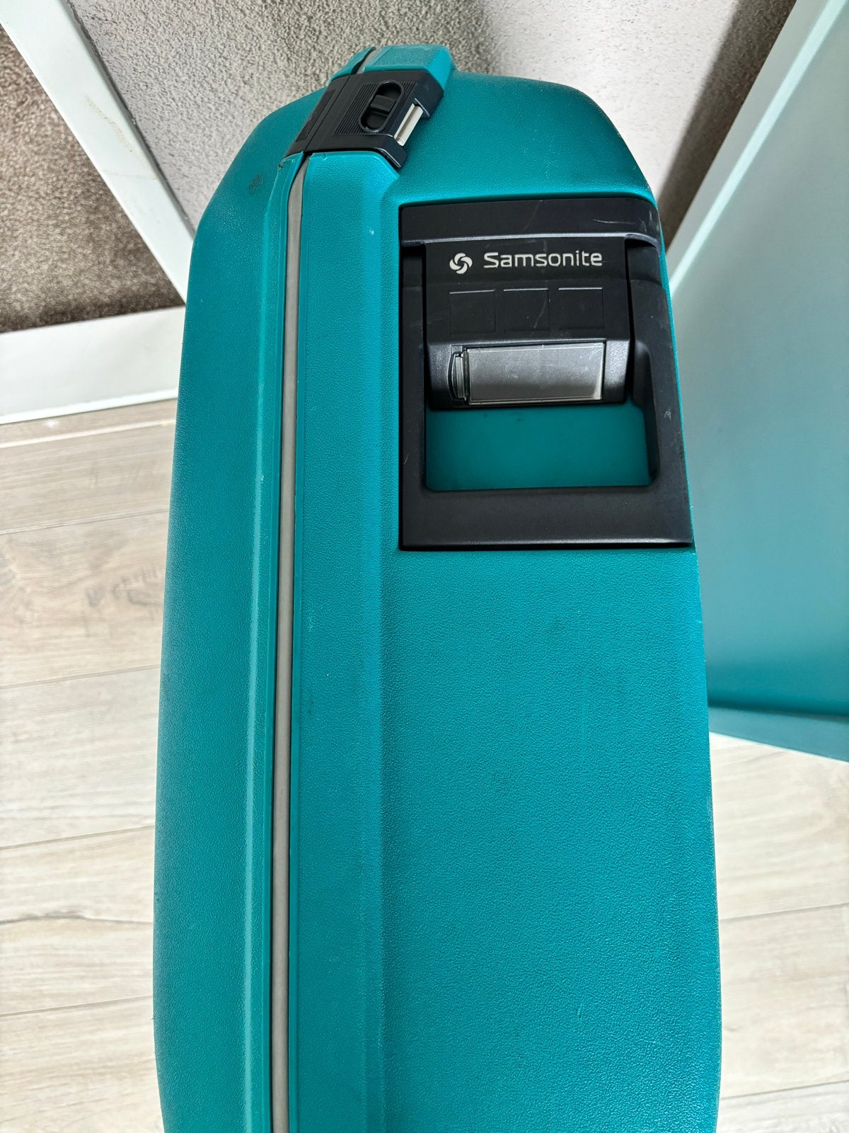 Samsonite Koffer - Turquoise Hardcase met Wieltjes, Gebruikt, Hard kunststof, 45 tot 55 cm, Slot