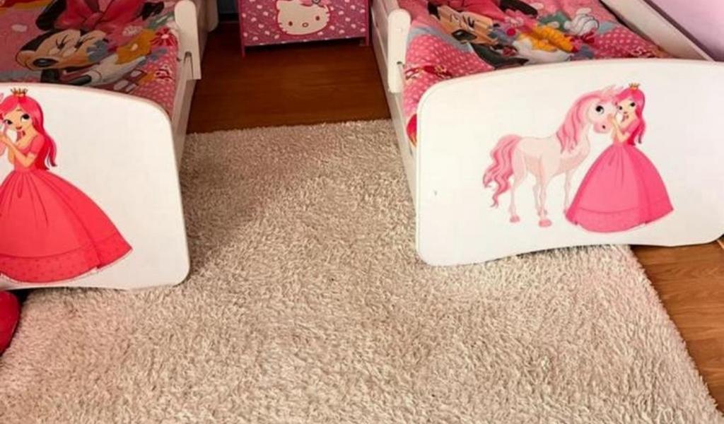 Vloerkleed 160x230, Ophalen of Verzenden, Zo goed als nieuw, Minder dan 10 m², Tapijt