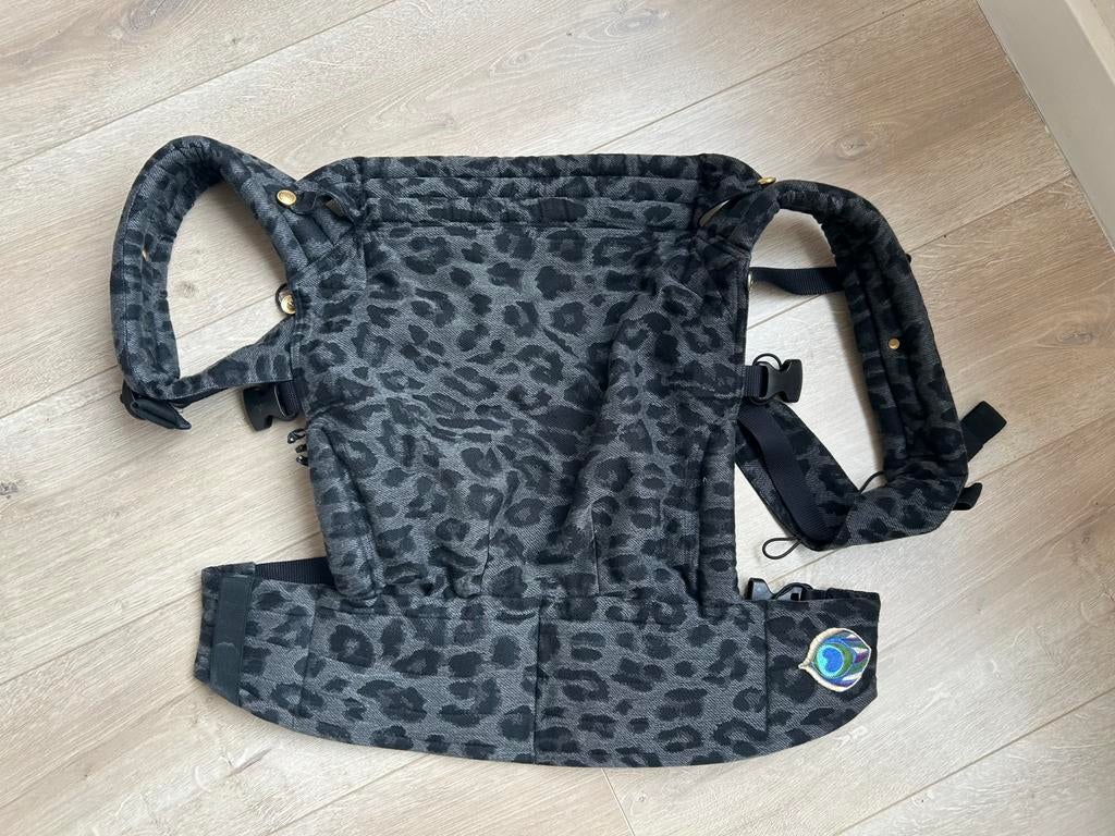 Artipoppe leopard grey goede staat!, Buik of Rug, Zo goed als nieuw, Draagzak, Ophalen