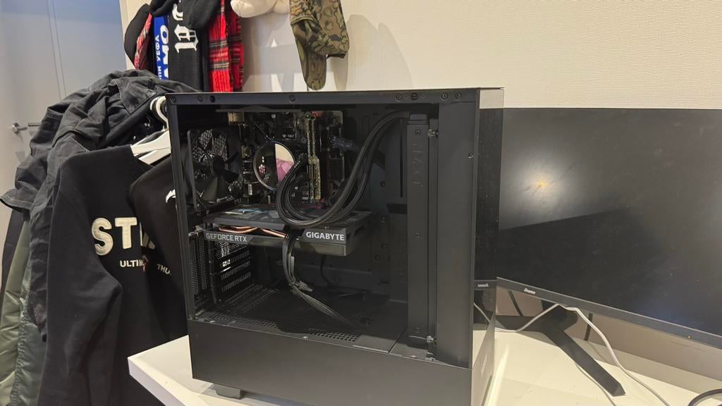 Gaming PC - RTX 3060 Ti - Zeer Goede Staat, Computers en Software, Desktop Pc's, Zo goed als nieuw, 4 Ghz of meer, SSD, 16 GB
