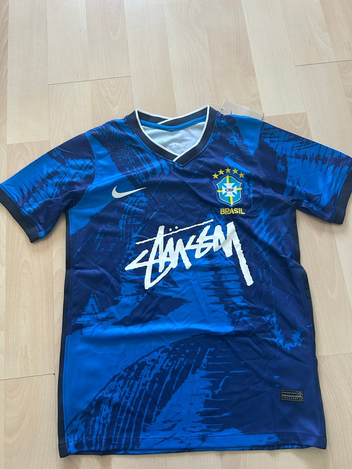 Nike Stussy x Brasil Voetbalshirt - Maat M, Nieuw, Voetbal, Verzenden, Maat 48/50 (M)