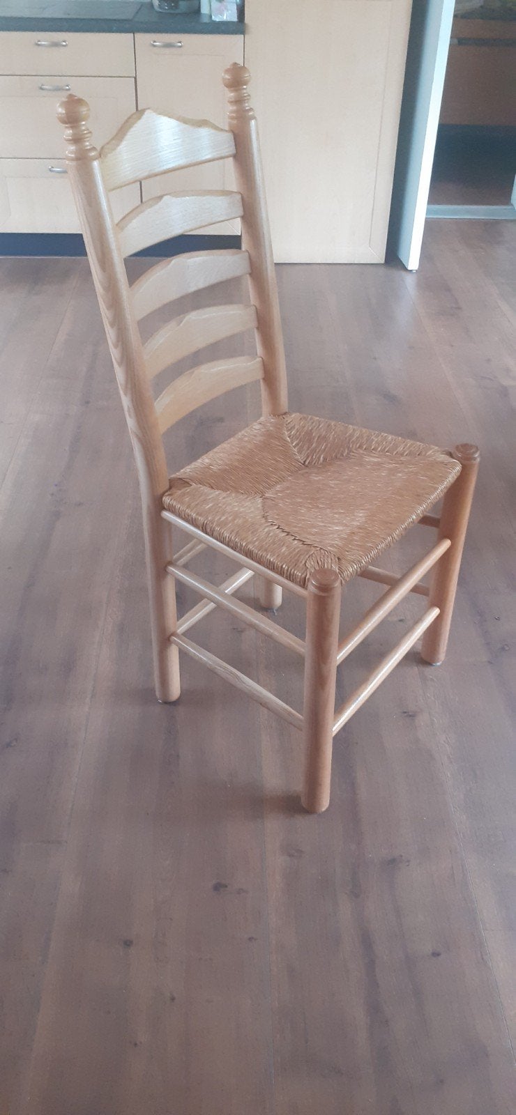 2 blank houten eiken stoelen, Ophalen