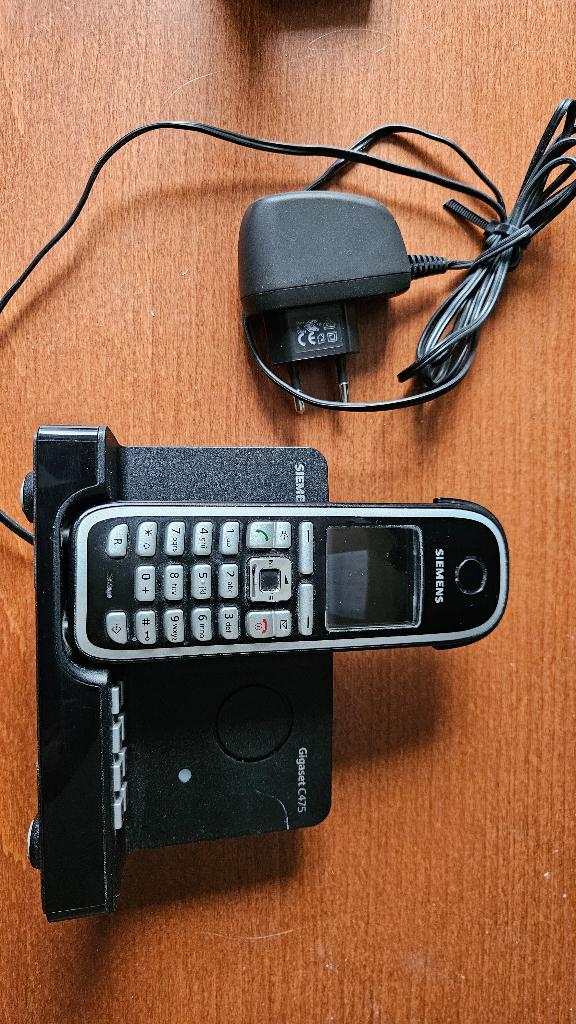 Siemens Gigaset met 3 toestellen, alles werkt., Ophalen of Verzenden, Gebruikt, 3 handsets