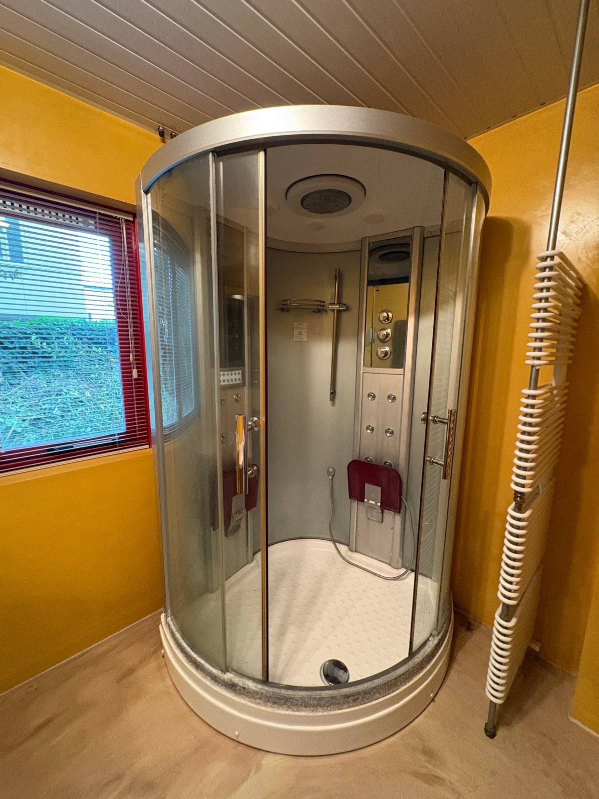 Gratis Douchecabine met hydromassage en zitjes, Ophalen, Gebruikt, Douche