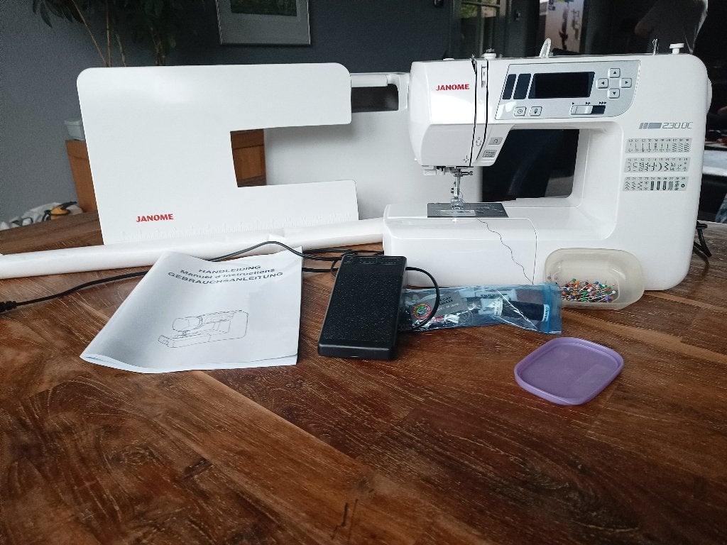 Naai machine Janome 230DC + wat extra's, Ophalen, Nieuw, Naaimachine, Janome