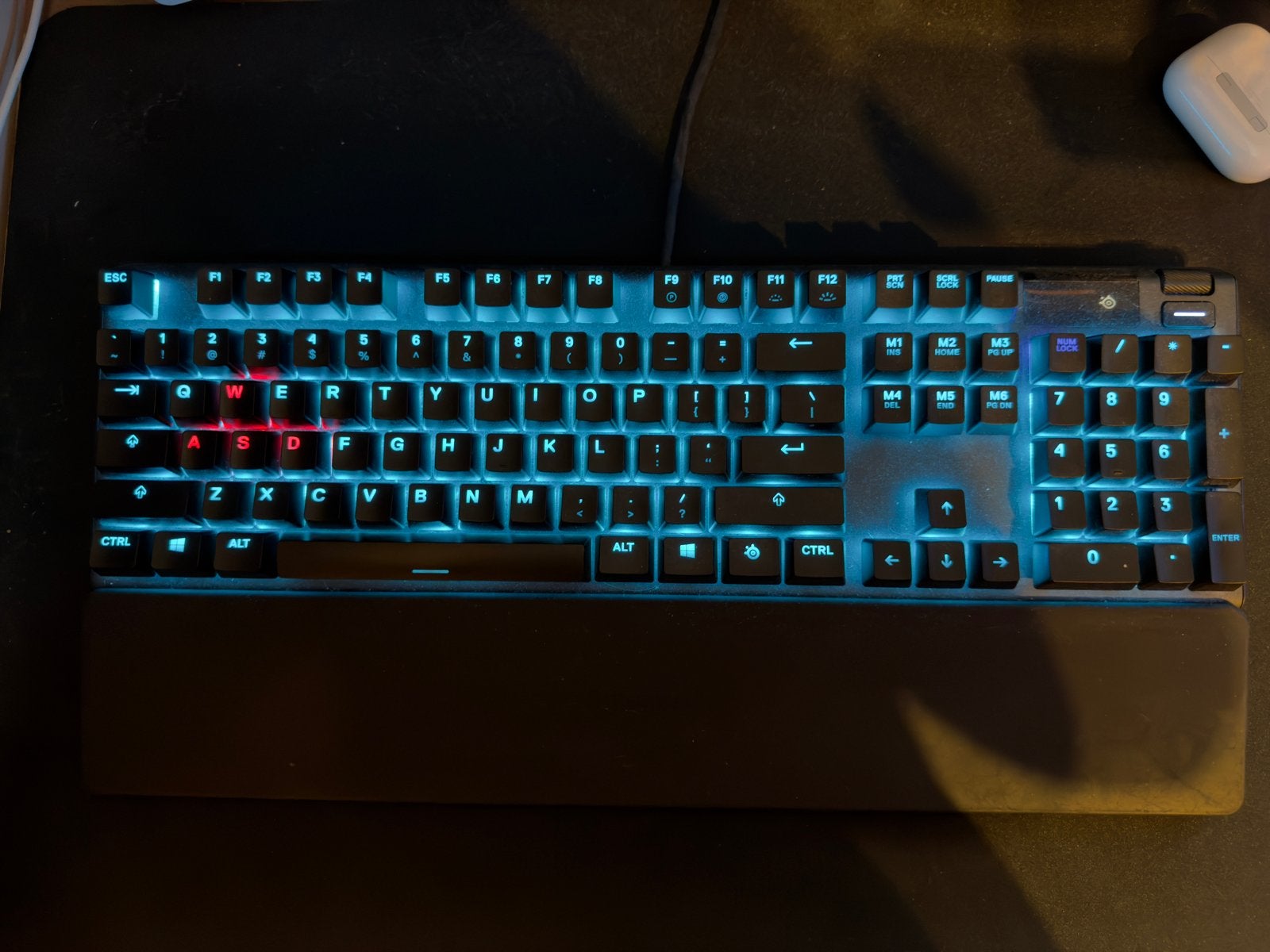 Steelseries Apex 5 Qwerty Gaming Toetsenbord, Computers en Software, Gebruikt, Gaming toetsenbord, Ophalen of Verzenden, Qwerty