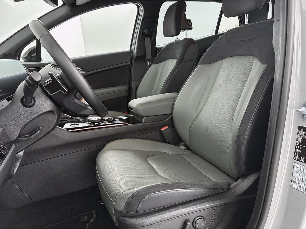 Kia Sportage - 1.6 T-GDi MHEV Dark Edition // STUUR+STOELVER, 4 cilinders, Bedrijf, Hybride Elektrisch/Benzine, SUV of Terreinwagen
