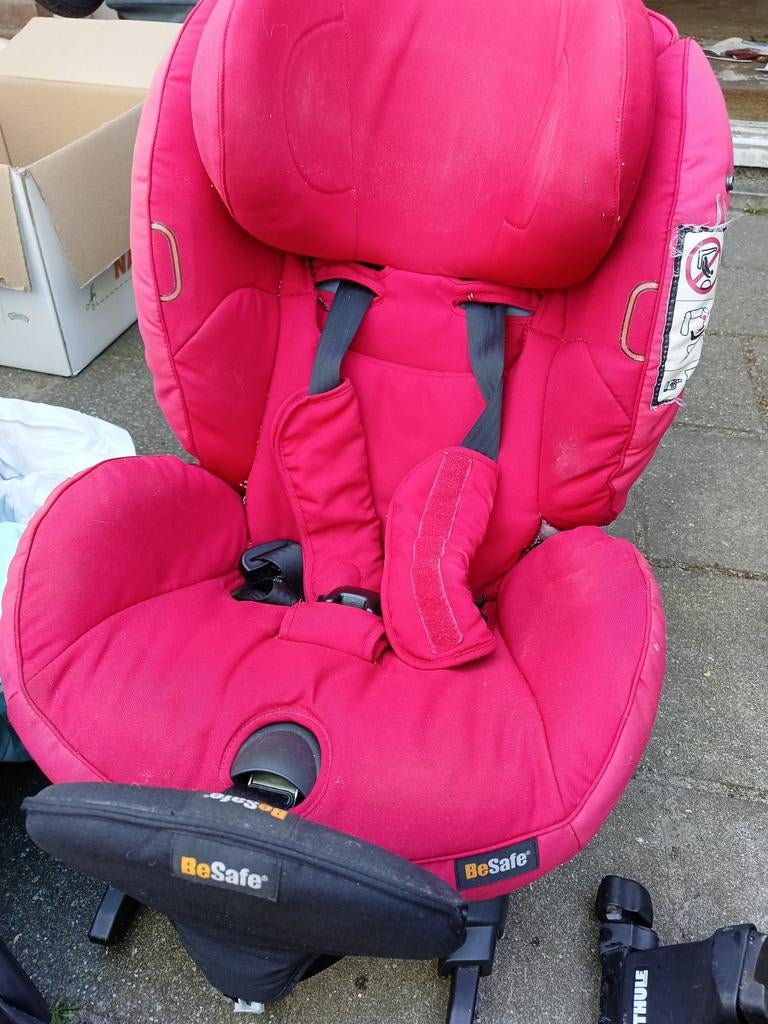 BeSafe Izi Kid autostoel rood, Kinderen en Baby's, Autostoeltjes, 9 t/m 18 kg, Zijbescherming, Ophalen, Overige merken