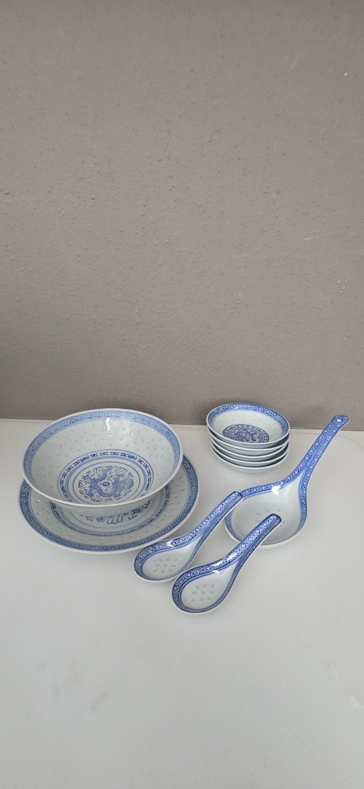 Chinese servies - Rijstkorrel porselein - Drakenmotief, Ophalen of Verzenden, Zo goed als nieuw, Overige stijlen, Porselein