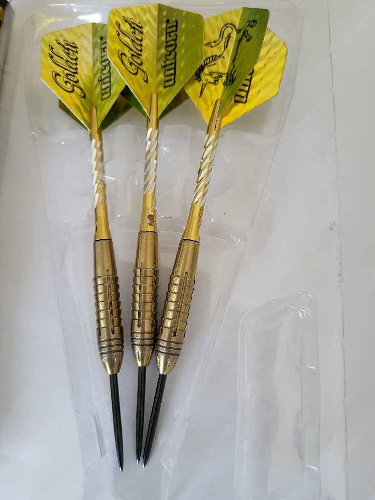 Unicorn John Lowe Phase 3 23 gram, Sport en Fitness, Darts, Verzenden, Zo goed als nieuw, Pijlen