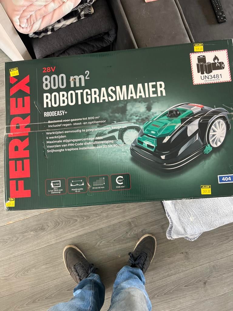 Ferrex R800EASY+ Robotgrasmaaier 800m² Nieuw, Tuin en Terras, Ophalen, Nieuw, Minder dan 20 cm, Met regensensor