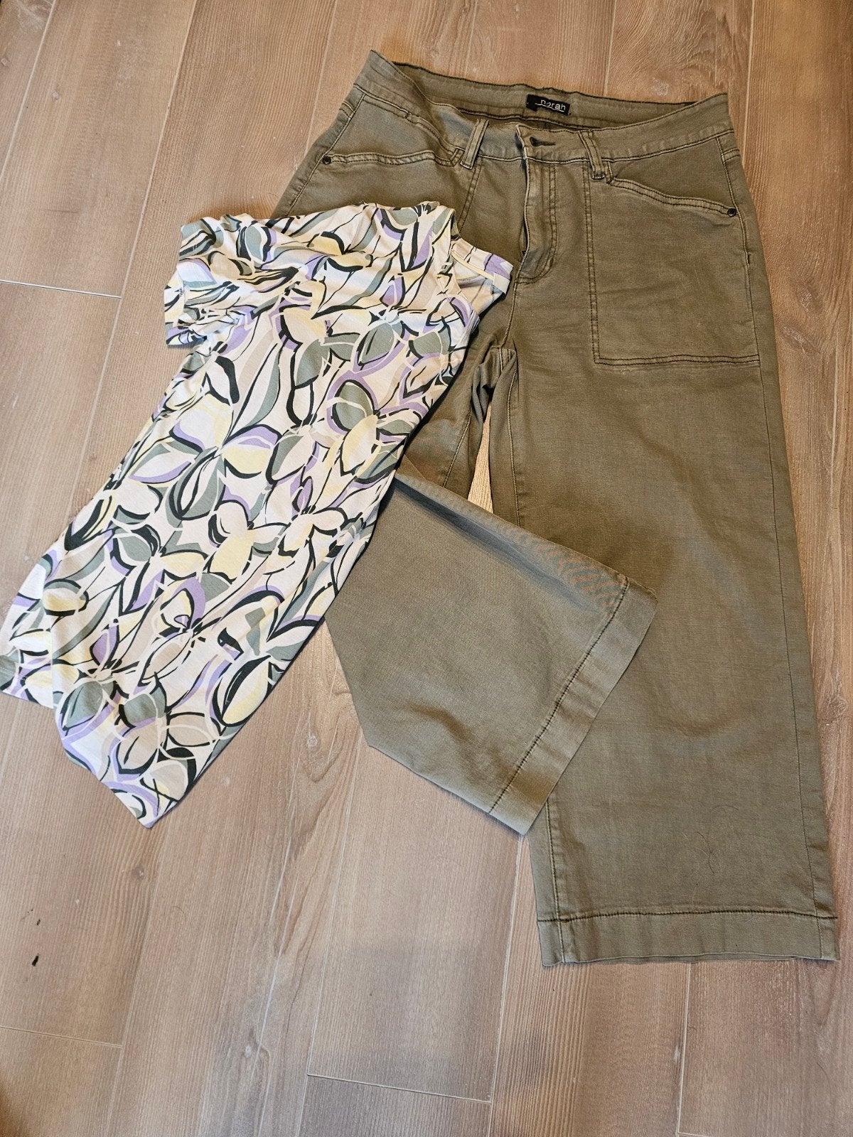 Bonita blouse en Norah broek set, Maat 38/40 (M), Bonita, Norah, Meerkleurig, Ophalen of Verzenden