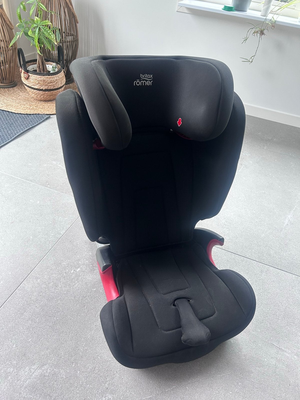 Britax Römer Kidfix 2 R Cosmos black autostoel + beschermer, Ophalen, Romer, Autogordel of Isofix, 15 t/m 36 kg
