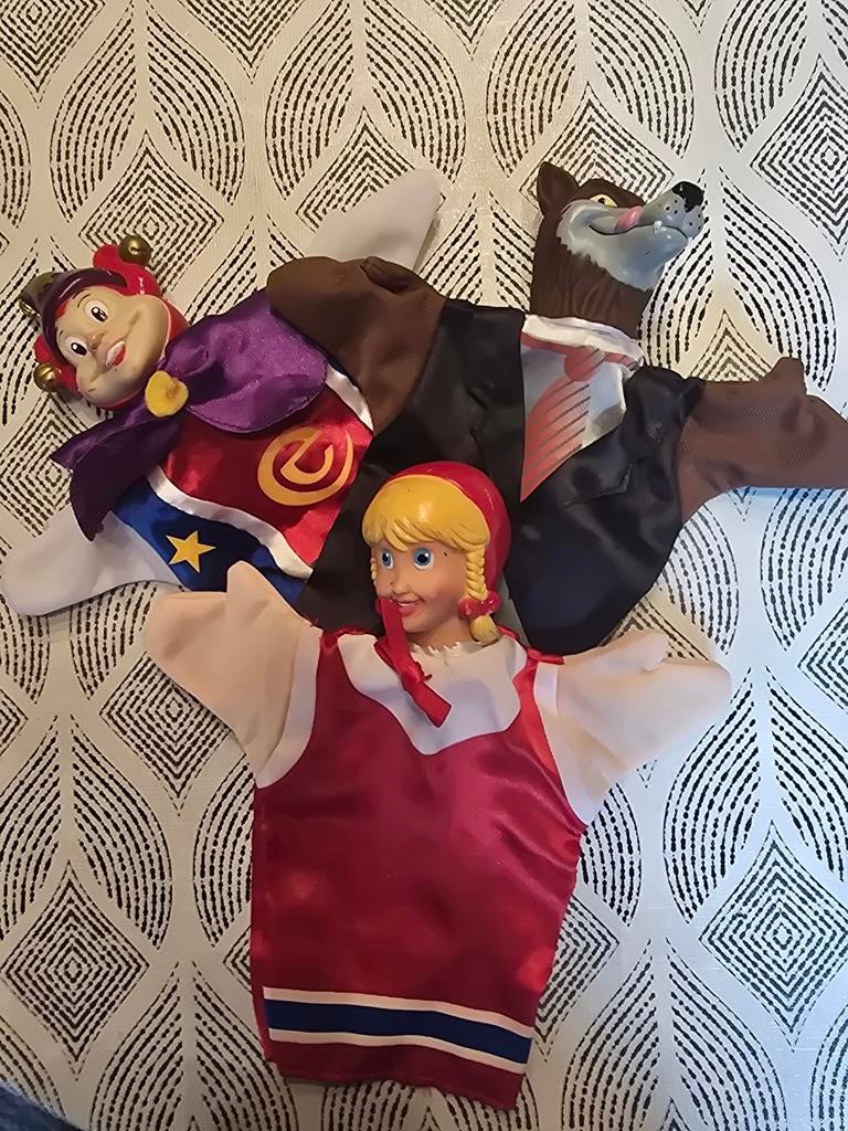 Handpoppen: Roodkapje, Wolf en Pardoes, Ophalen of Verzenden, Gebruikt, Overige typen