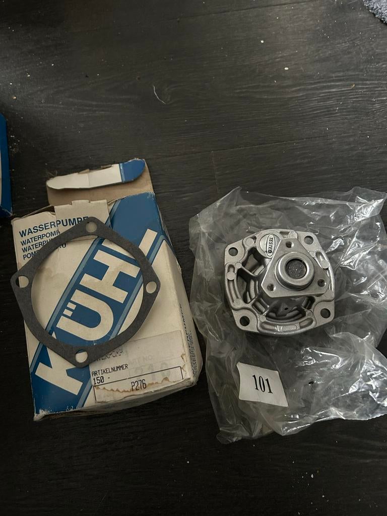 Nieuwe waterpomp Alfa Romeo o.a 33, Ophalen of Verzenden