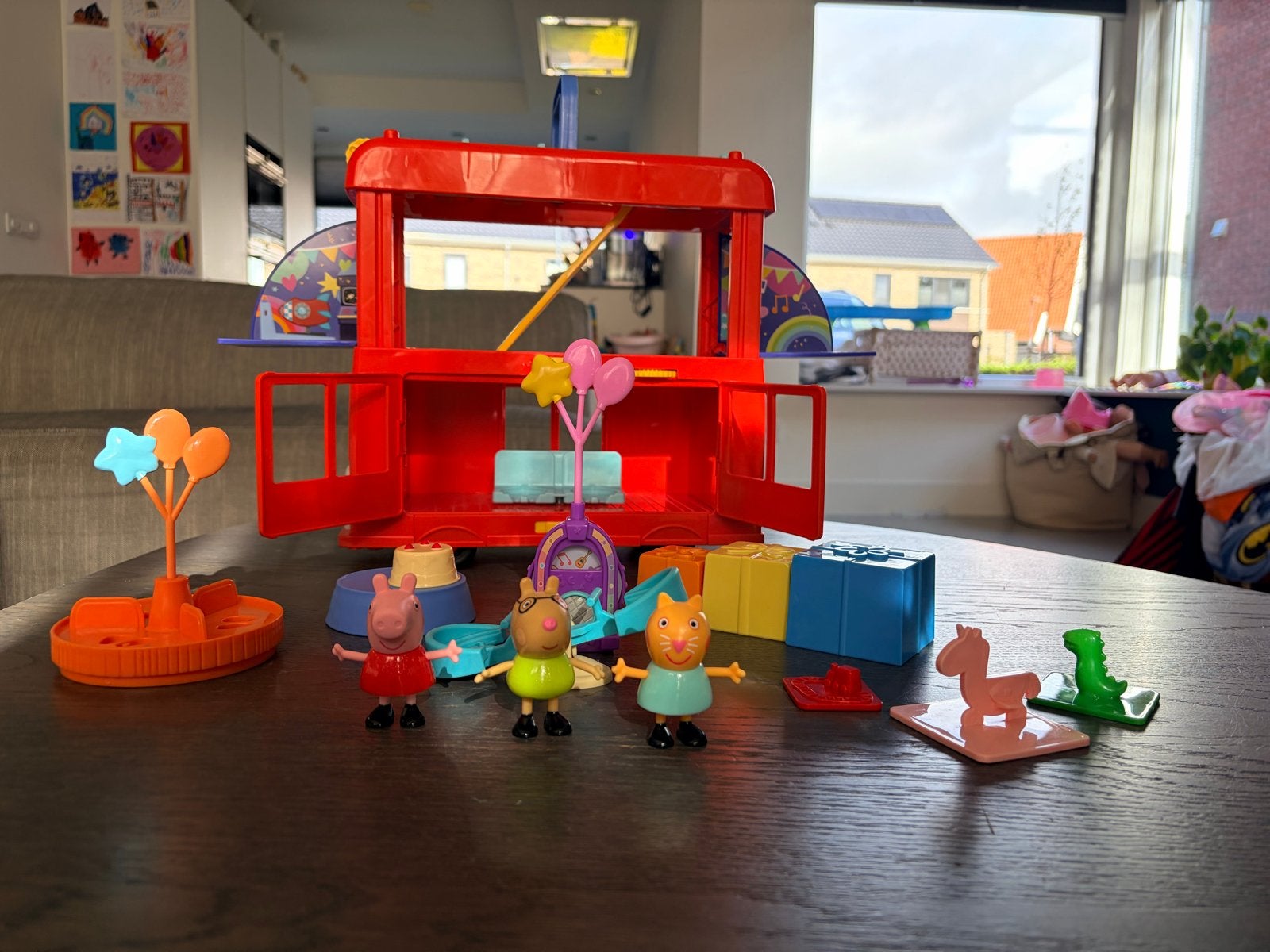 Peppa Pig Feestbus met figuren en accessoires, Ophalen of Verzenden, Gebruikt, Jongen of Meisje