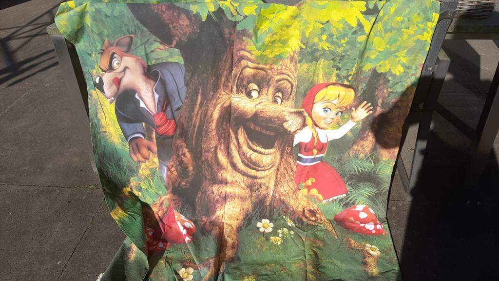 Dekbedovertrek te koop, Efteling, Kinderen en Baby's, Ophalen of Verzenden, Zo goed als nieuw, Jongetje of Meisje, Dekbedovertrek