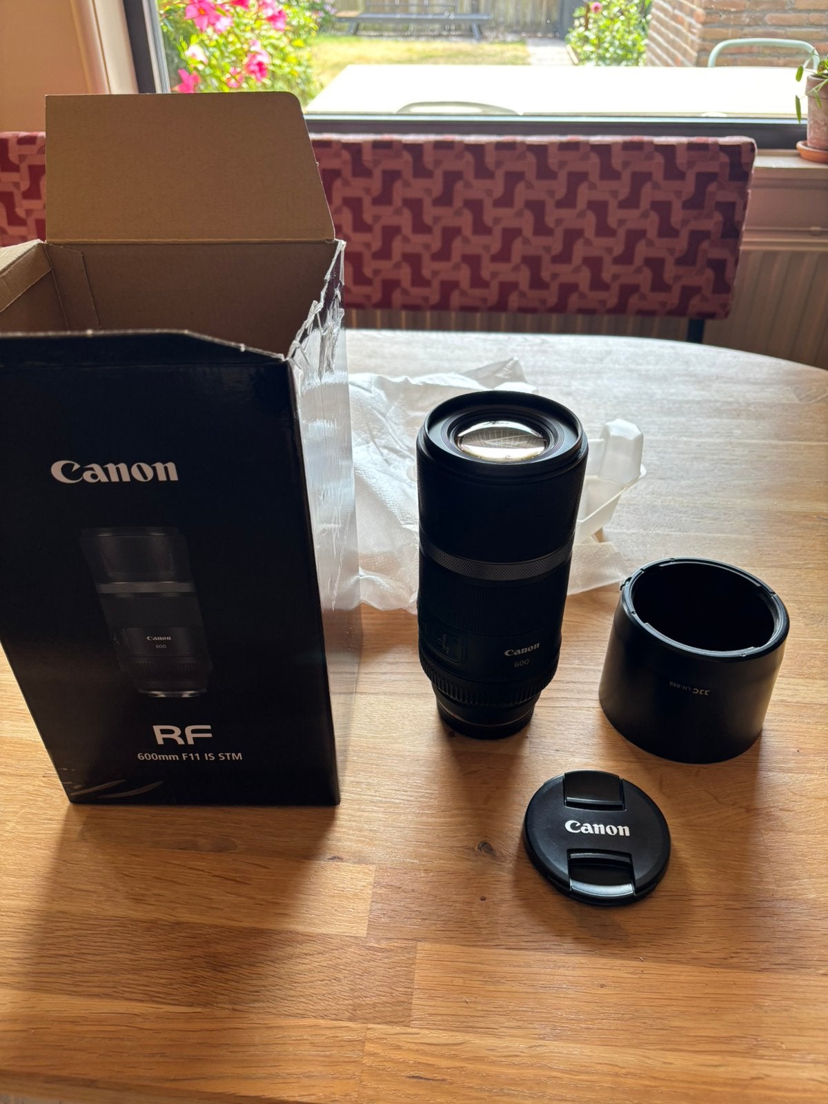 Canon RF 600mm F11 IS STM | Supertelelens | Incl. zonnekap, Ophalen of Verzenden, Zo goed als nieuw, Telelens