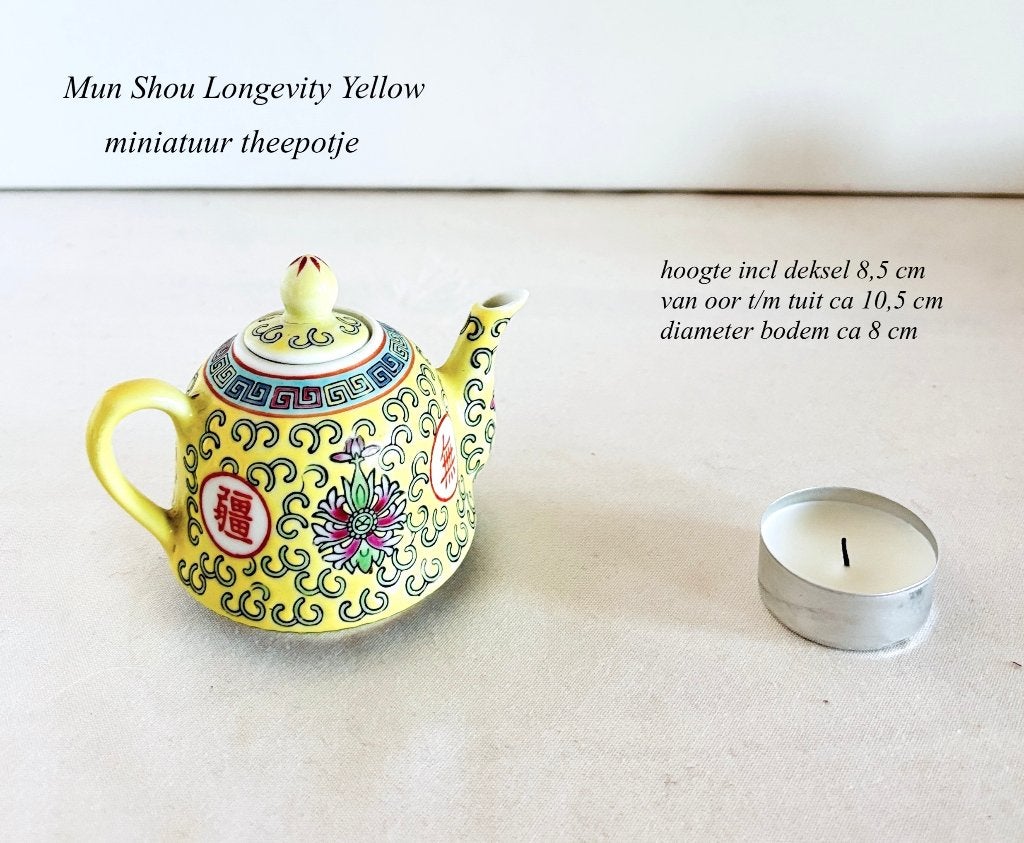 Miniatuur theepotje Mun Shou Longevity Yellow Chinees, Antiek en Kunst, Ophalen