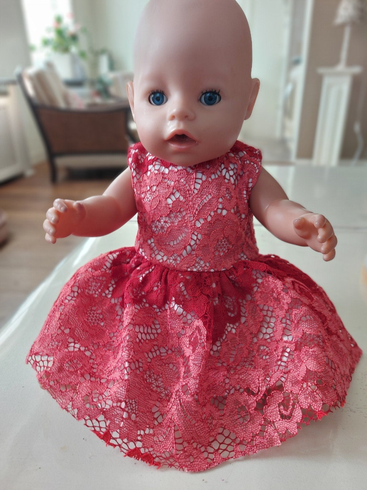 Mooie kanten zwier jurk baby born pop 43cm, Kinderen en Baby's, Speelgoed | Poppen, Ophalen of Verzenden, Nieuw, Babypop
