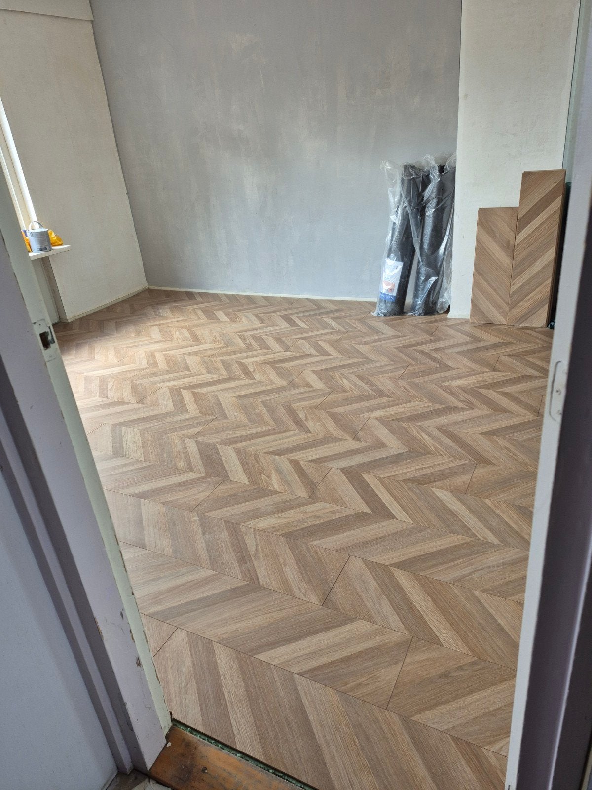 Mooie Hongaarse punt vloer - 14m², Ophalen, 30 cm of meer, 50 tot 150 cm, Nieuw