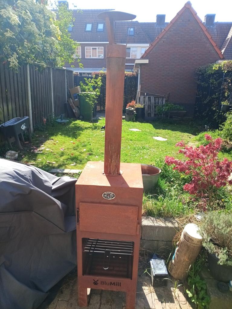BluMill Outdoor Pizza Oven, Tuinhaard en BBQ met accessoires, Tuin en Terras, Pizzaovens, Ophalen, Zo goed als nieuw