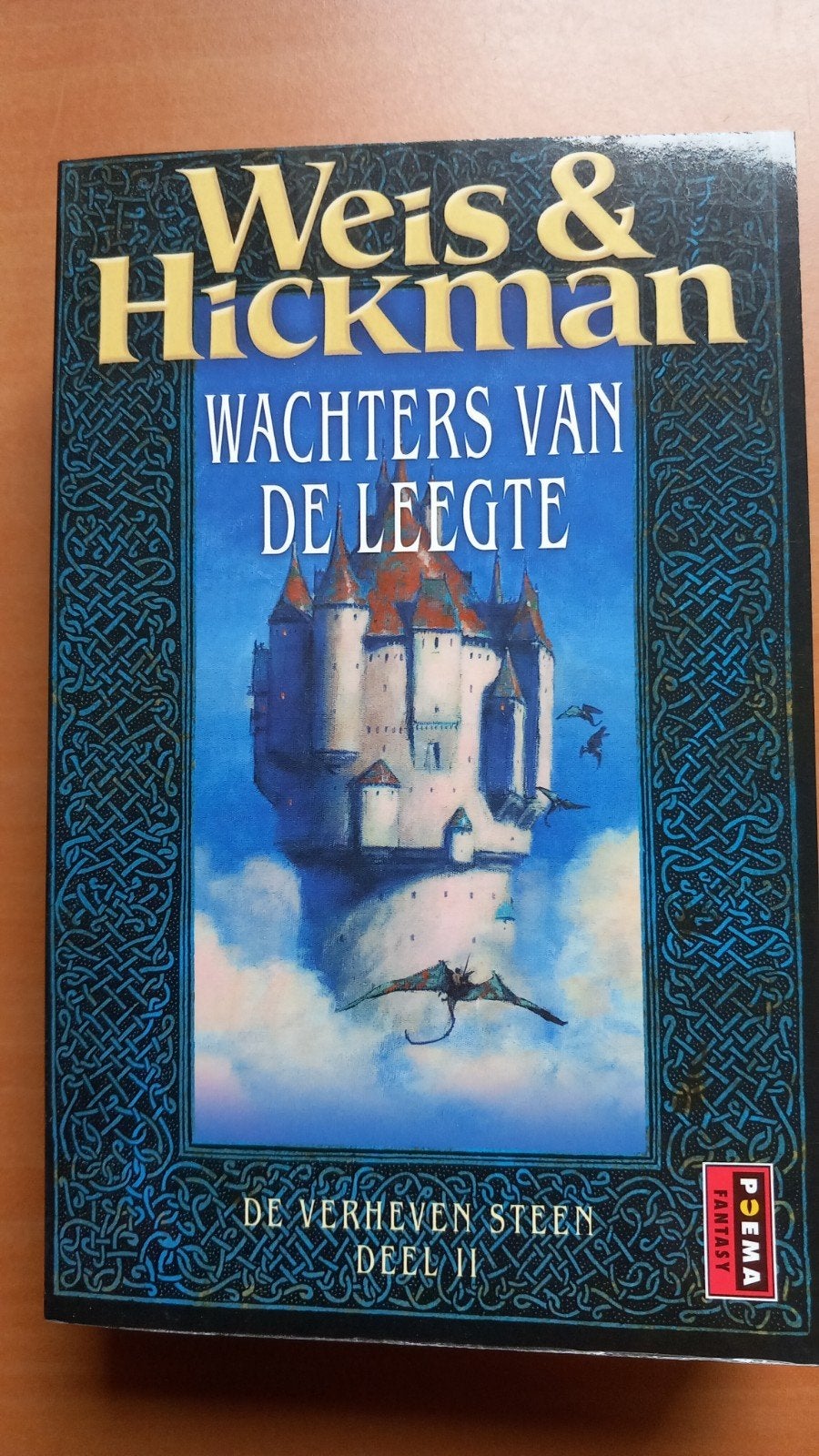 Weis & Hickman - Wachters van de Leegte (Deel II), Boeken, Ophalen of Verzenden, Zo goed als nieuw