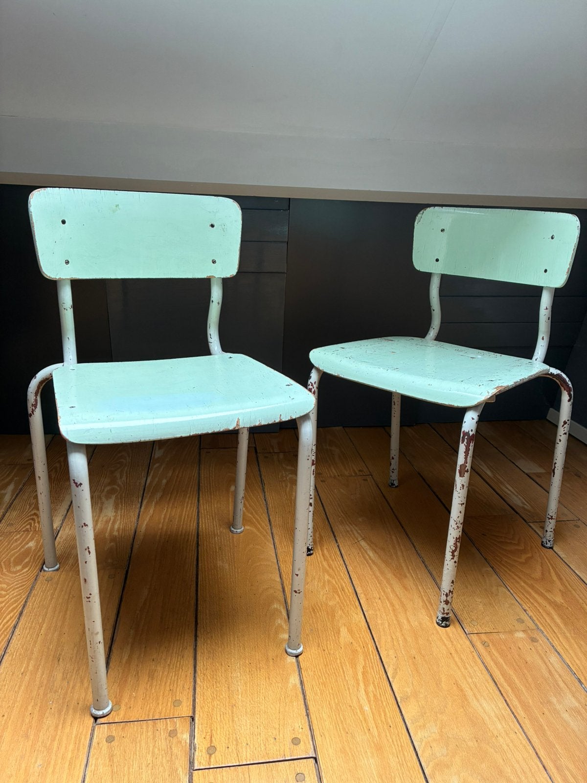 Twee oude schoolstoelen, Huis en Inrichting, Stoelen, Ophalen, Gebruikt, Overige kleuren, Twee