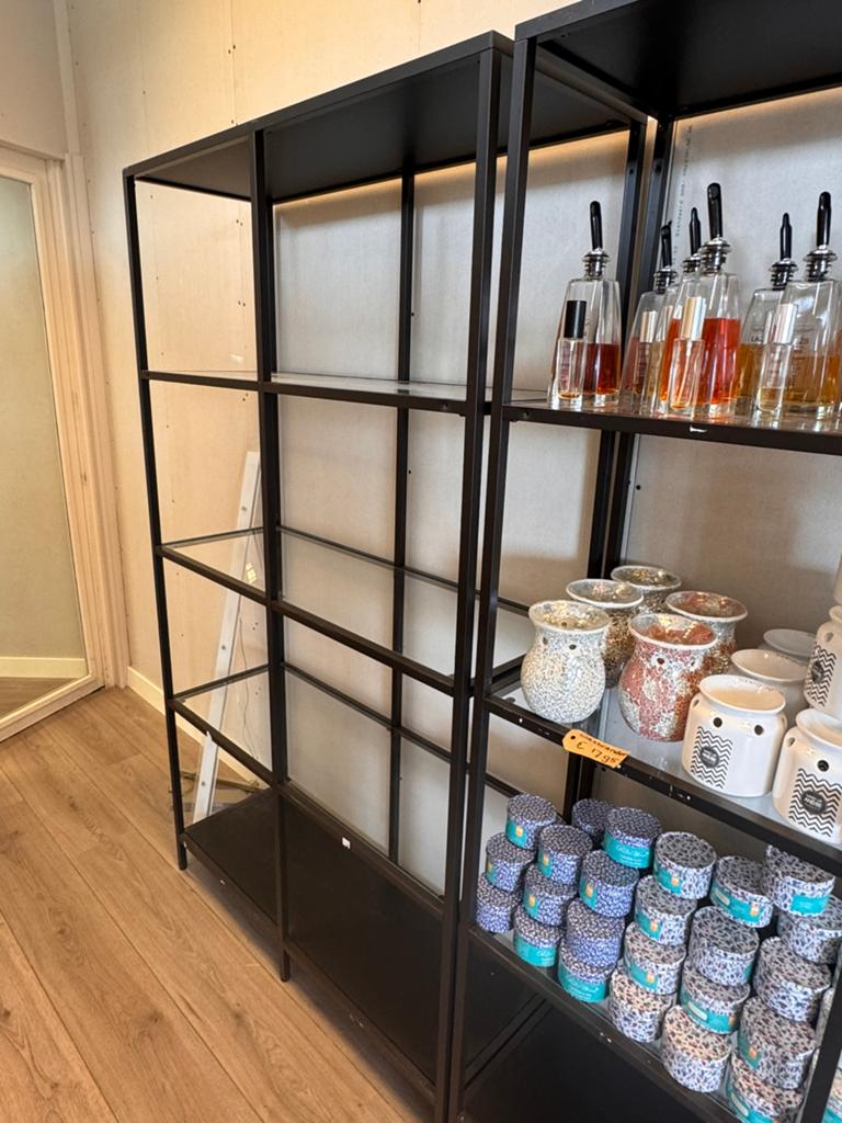 Ikea glazen stelling kast Vittsjo, Ophalen, Zo goed als nieuw