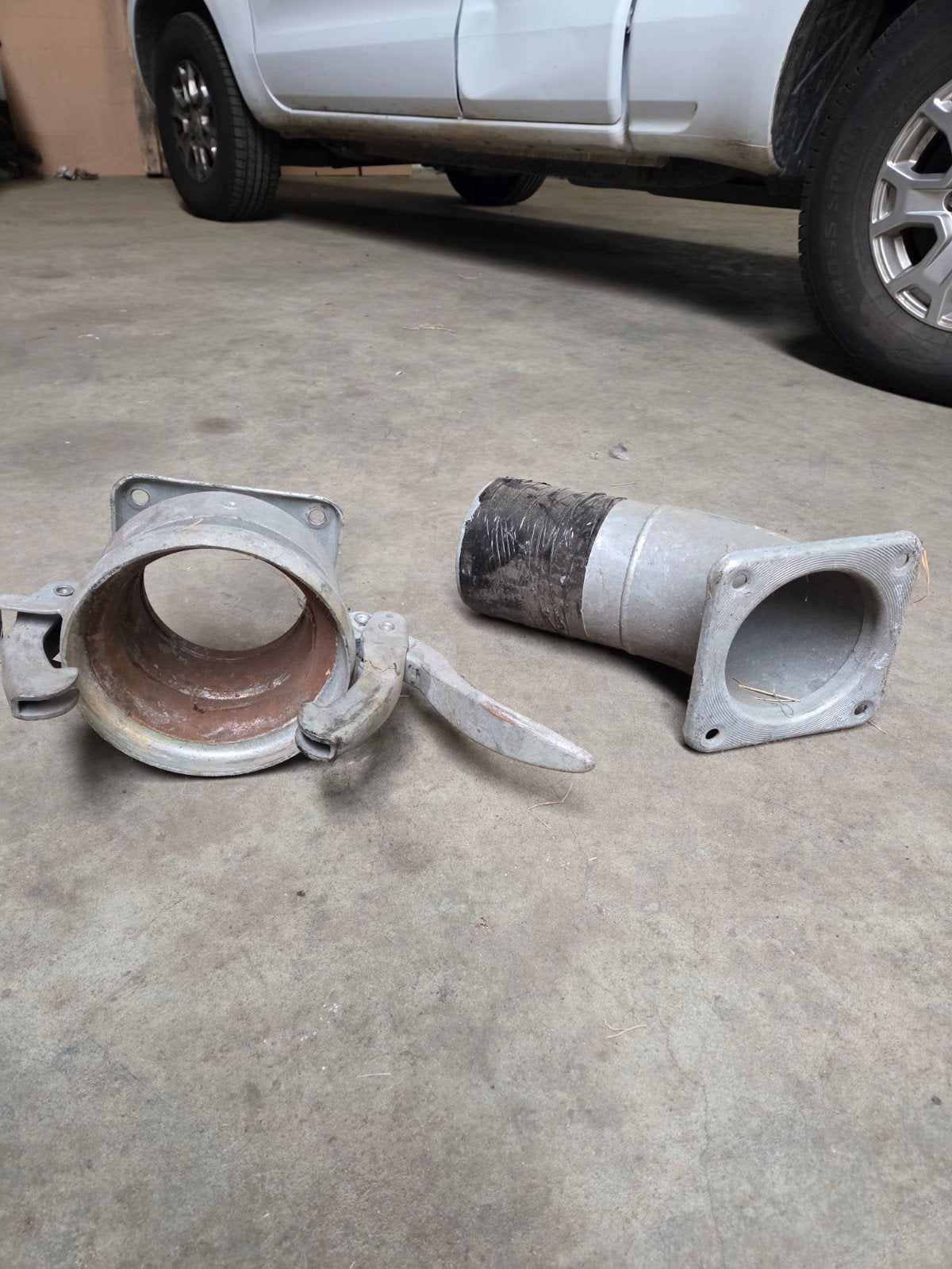 ijzer afvoerbuis bocht met koppeling, Doe-het-zelf en Verbouw, Bochten, Gebruikt, Aluminium, Ophalen of Verzenden