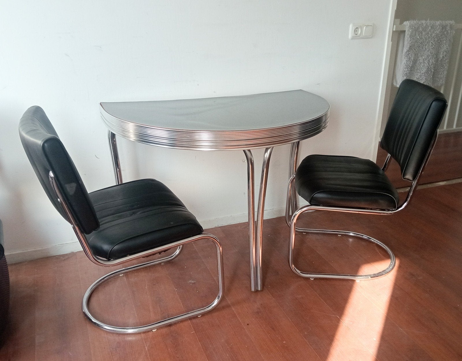 Bel Air bistro tafel & stoelen opknapper, Ophalen, Gebruikt, Rechthoekig, 50 tot 100 cm