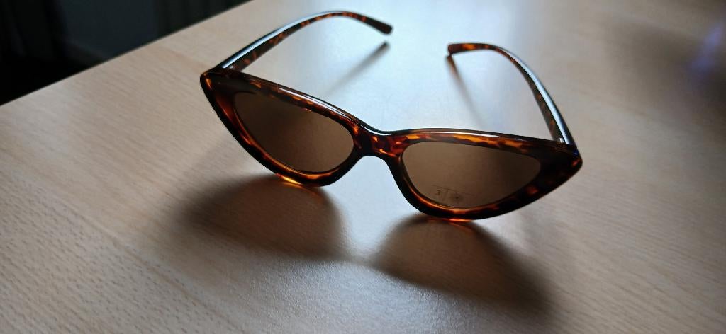Cat eye zonnebril - nieuw, Overige merken, Zonnebril, Bruin, Nieuw