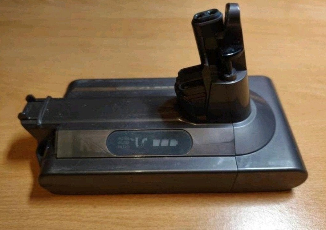 Dyson V10 accu defect werkt maar is snel leeg, Ophalen of Verzenden