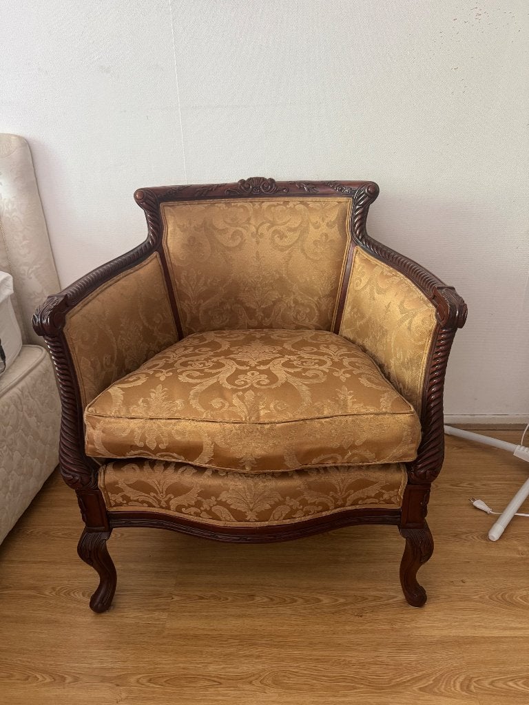 Prachtige klassiek/antiek ogende fauteuil, Ophalen, Hout, Gebruikt, Twee