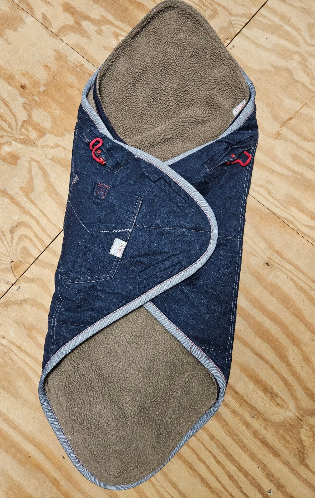 Lodger Wrapper denim wikkeldeken, voetenzak, speelkleed in 1, Lodger, Ophalen of Verzenden, Zo goed als nieuw, Voetenzak