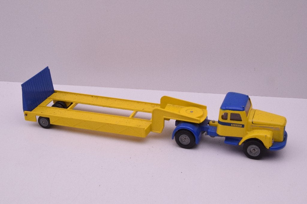 Scania Vabis 110 met dieplader  '' Tekno '', Ophalen of Verzenden, Zo goed als nieuw, Bus of Vrachtwagen, Tekno