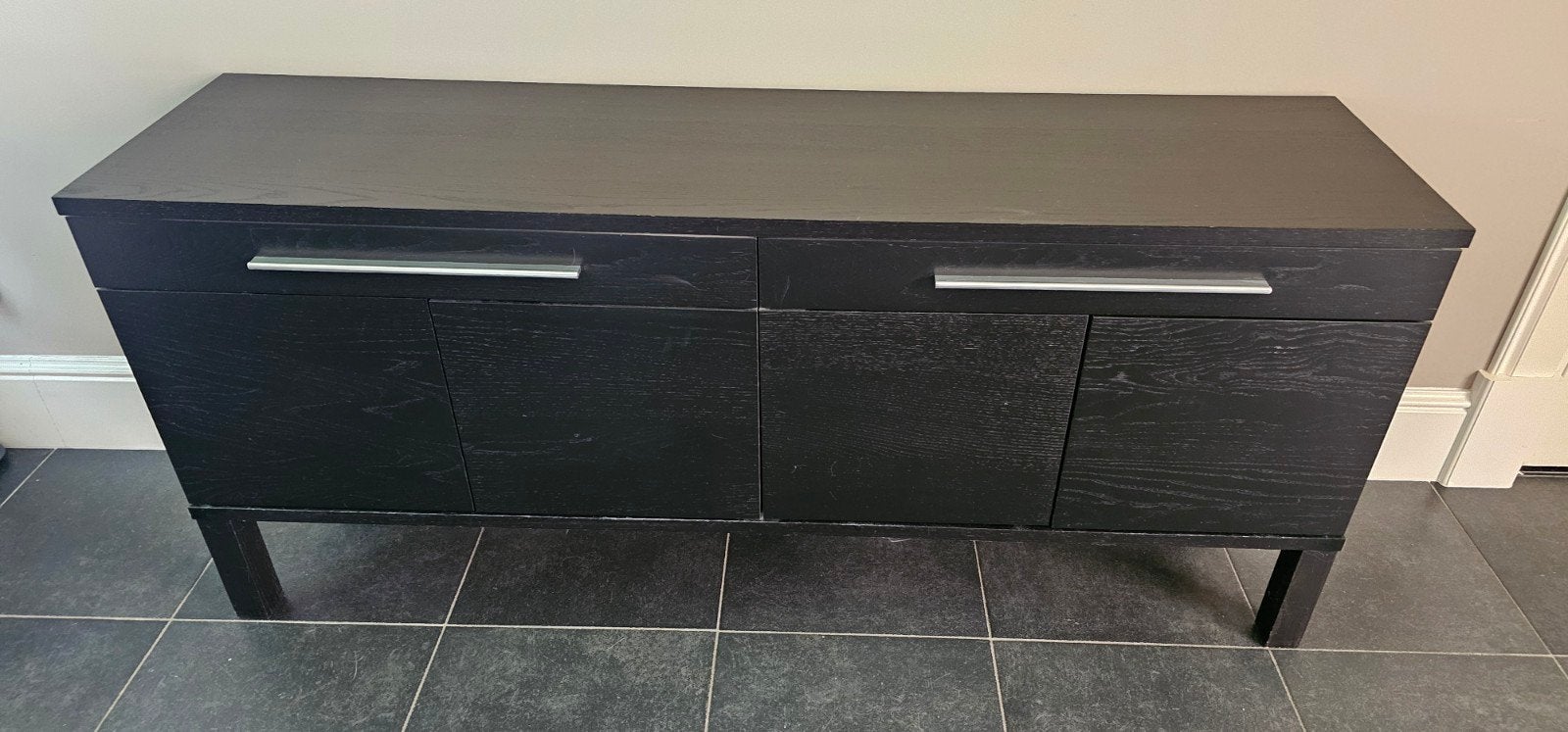 ikea bjursta kast als kattenbak meubel, Ophalen, Zo goed als nieuw, Gesloten