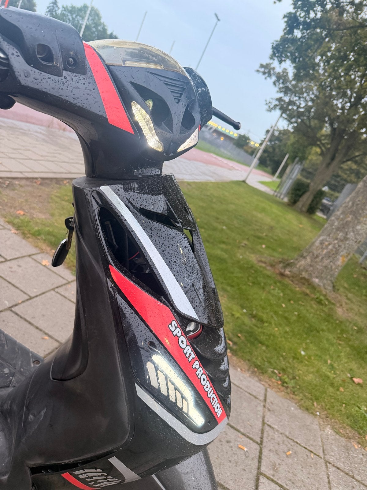 Zip 4t 2v 80cc met Technigas uitlaat, Ophalen, Gebruikt, Maximaal 45 km/u, Zip