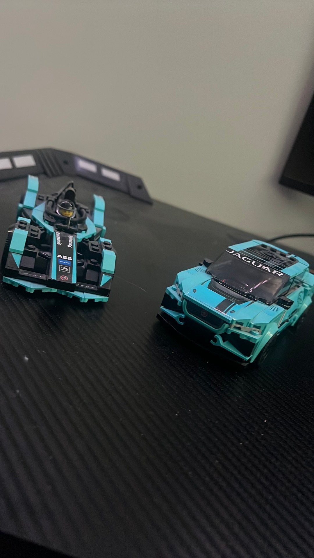 Lego jaguar f1 auto en suv race autos, Ophalen, Zo goed als nieuw