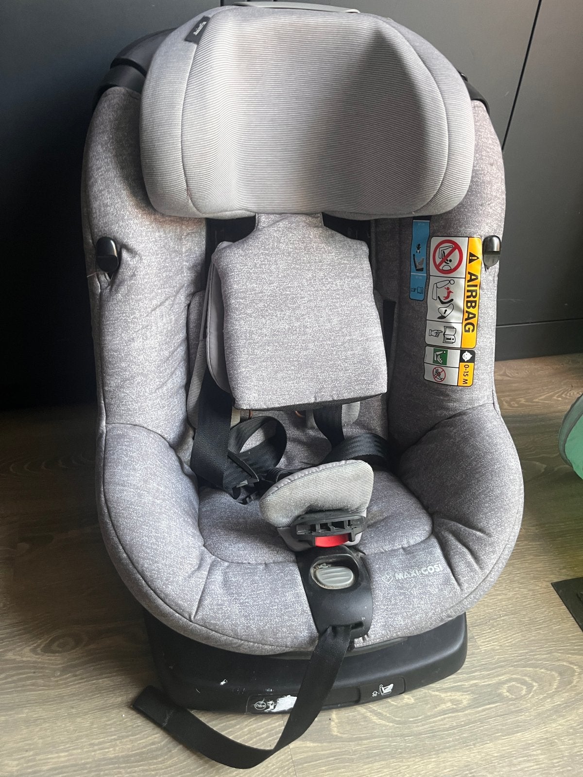 Maxi cosi Axiss fix autostoel draaibaar, Kinderen en Baby's, Autostoeltjes, Ophalen, Autogordel, 9 t/m 18 kg, Zo goed als nieuw
