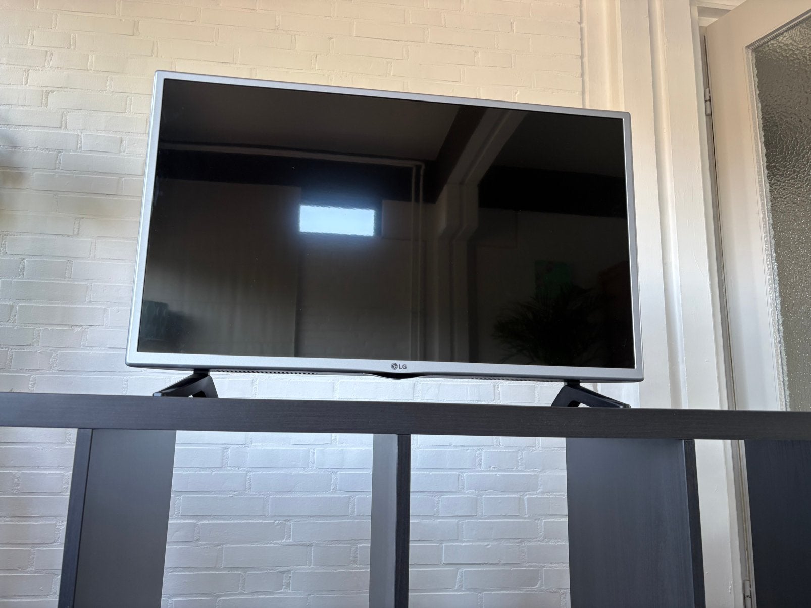 LG tv scherm, Ophalen, 50 tot 100 cm, Zo goed als nieuw, Minder dan 100 cm