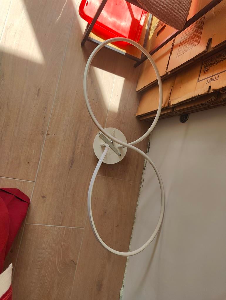 Witte plafondlamp met LED verlichting, Huis en Inrichting, Ophalen, Zo goed als nieuw, Metaal, Modern