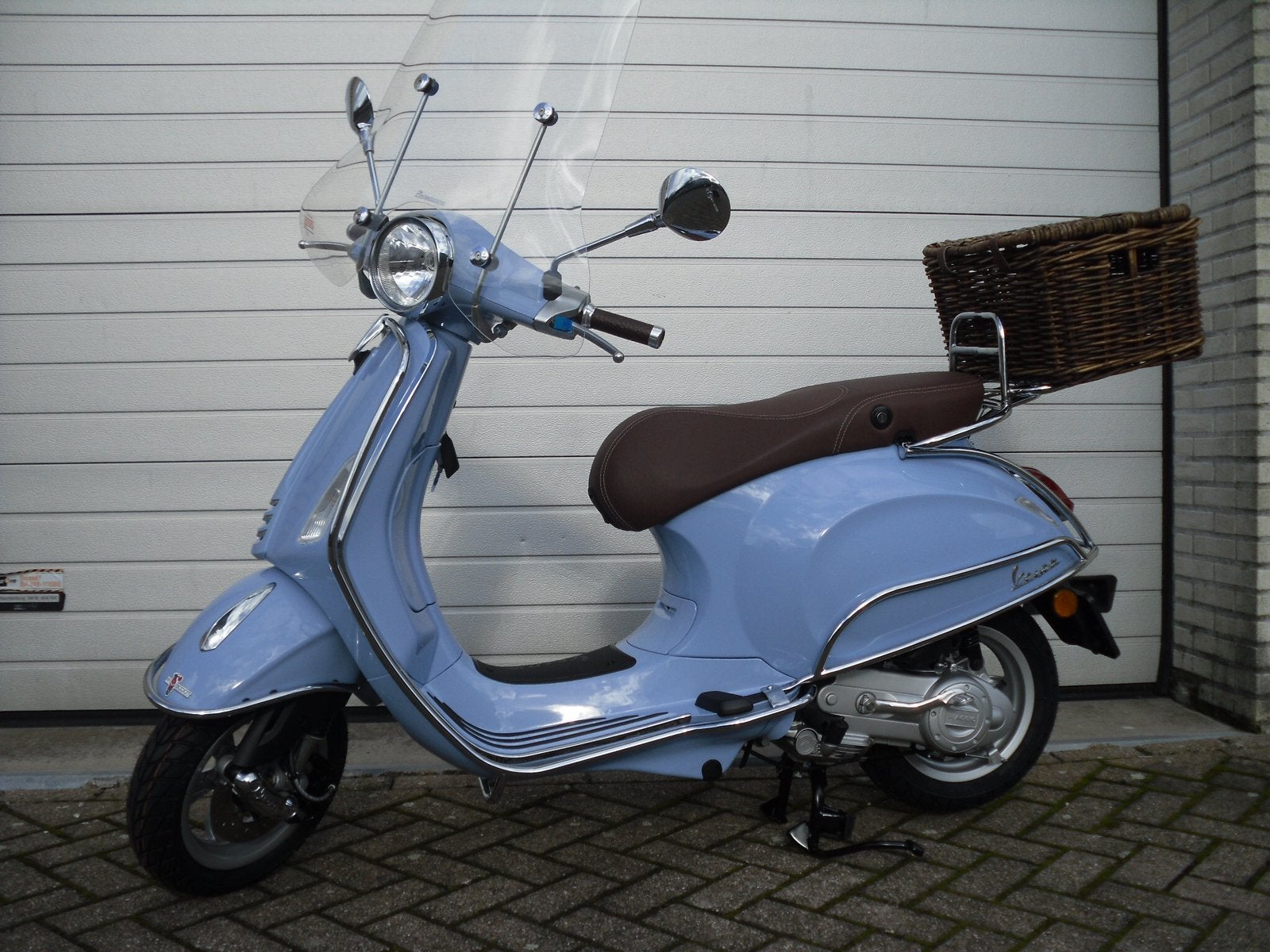 Gezocht Vespa sprint/primavera, Ophalen of Verzenden, Zo goed als nieuw, Benzine, Overige modellen