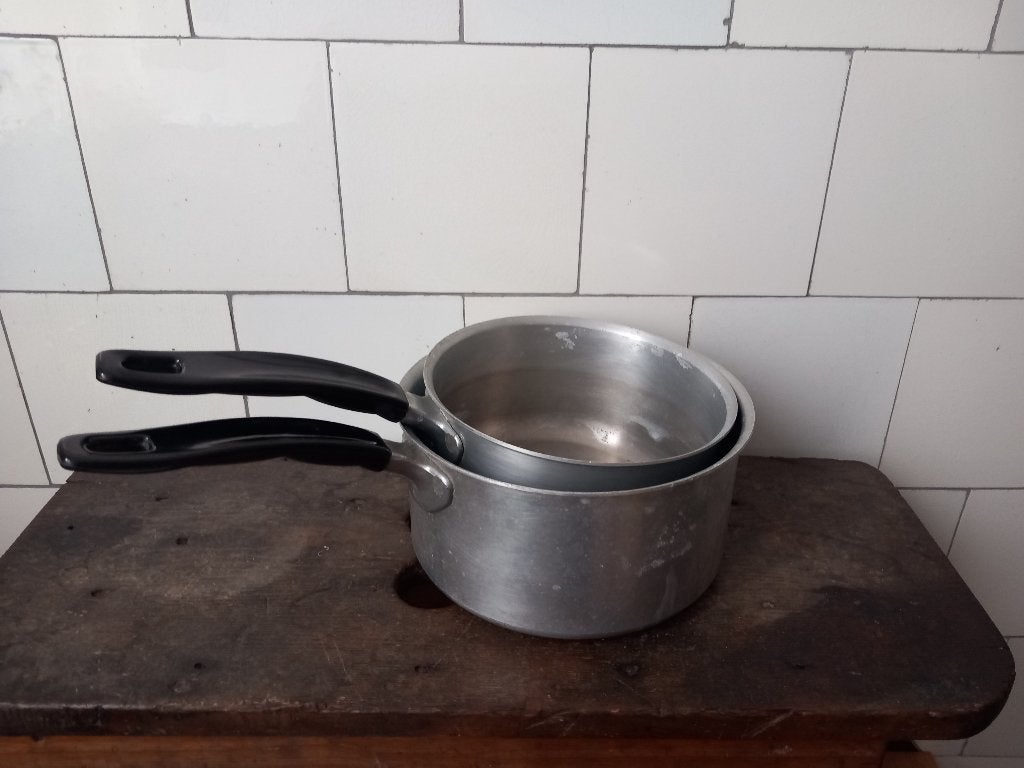 set vintage antieke aluminium pannetjes zwart greep, Ophalen