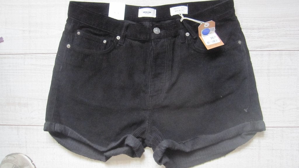Wat dikkere  korte broek  AMERICA  TODAY mt 40, Kleding | Dames, Maat 38/40 (M), Kort, Zwart, Nieuw