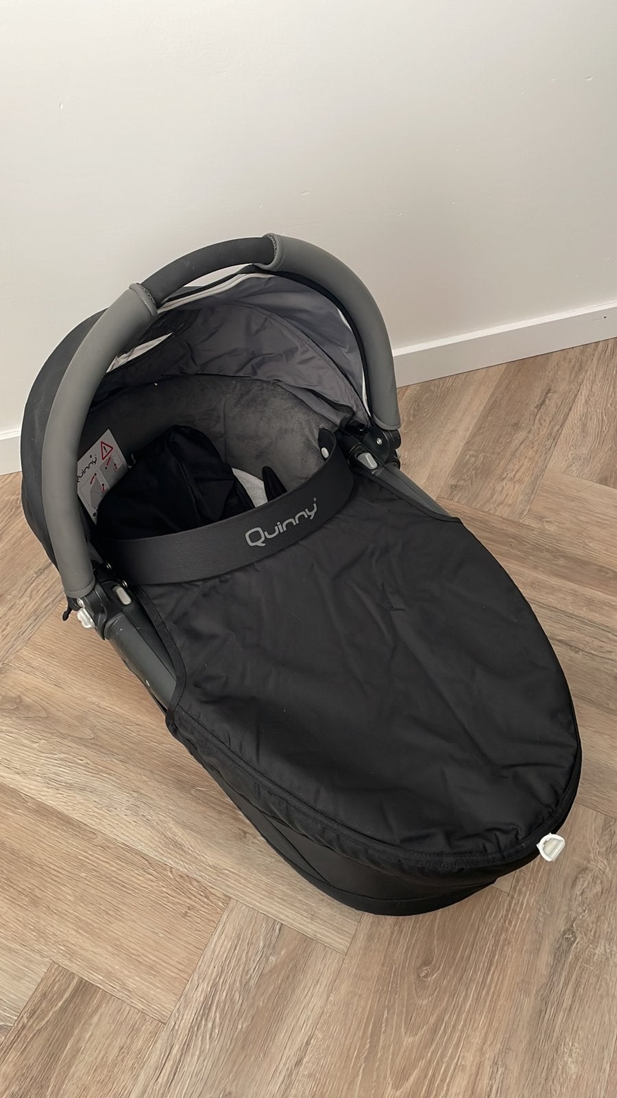 Quinny kinderwagenbak, Ophalen, Zo goed als nieuw, Quinny